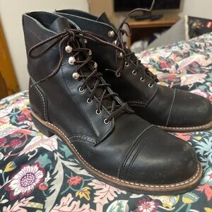 Red Wing Boots - Iron Ranger